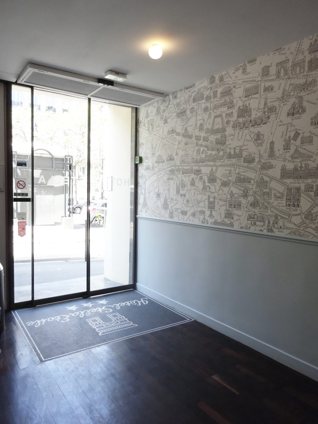 sur-mesure mosaïque identité accueillir